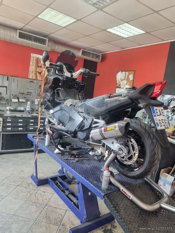 Aprilia SRV 850 βάση aftermarket εξάτμισης - Image 2